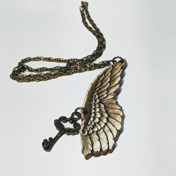 Winged Key Magical Mystical Necklace Free W/ Purch - Picture 4 of 5